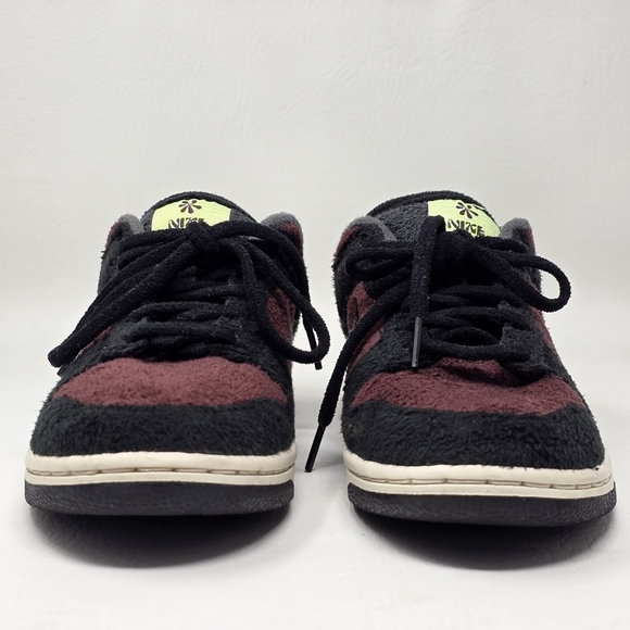 Nike Dunk Low SE Fleece Burgundy Crush DQ7579-600 Shoe Women's Size 8 Pre-owned - Picture 6 of 10